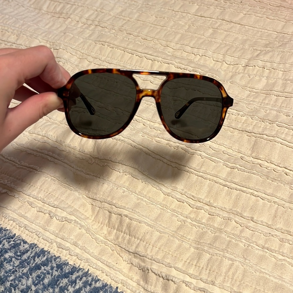 Amazon sunnies